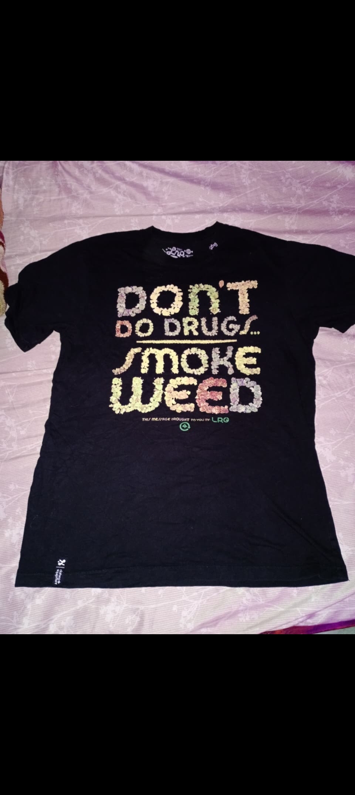 Unisex T-shirts with anonymous messages 